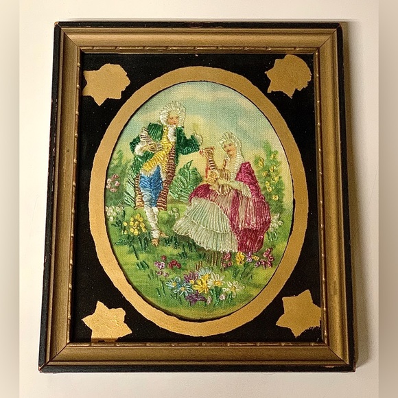 1830s Vintage Embellished Framed Silk Embroidered Man & Woman Portrait - Picture 2 of 10